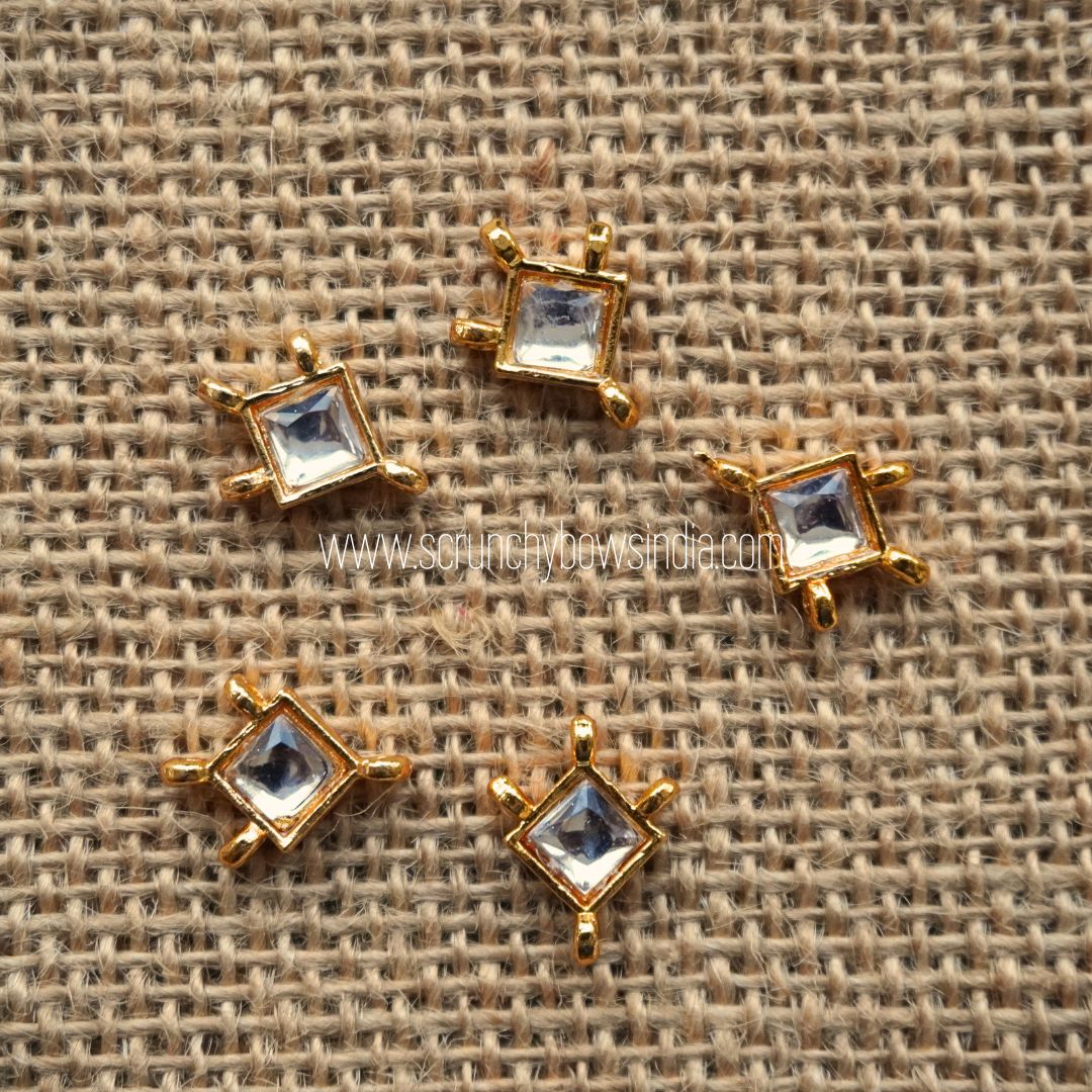 White Square Charm (1 PIECE)