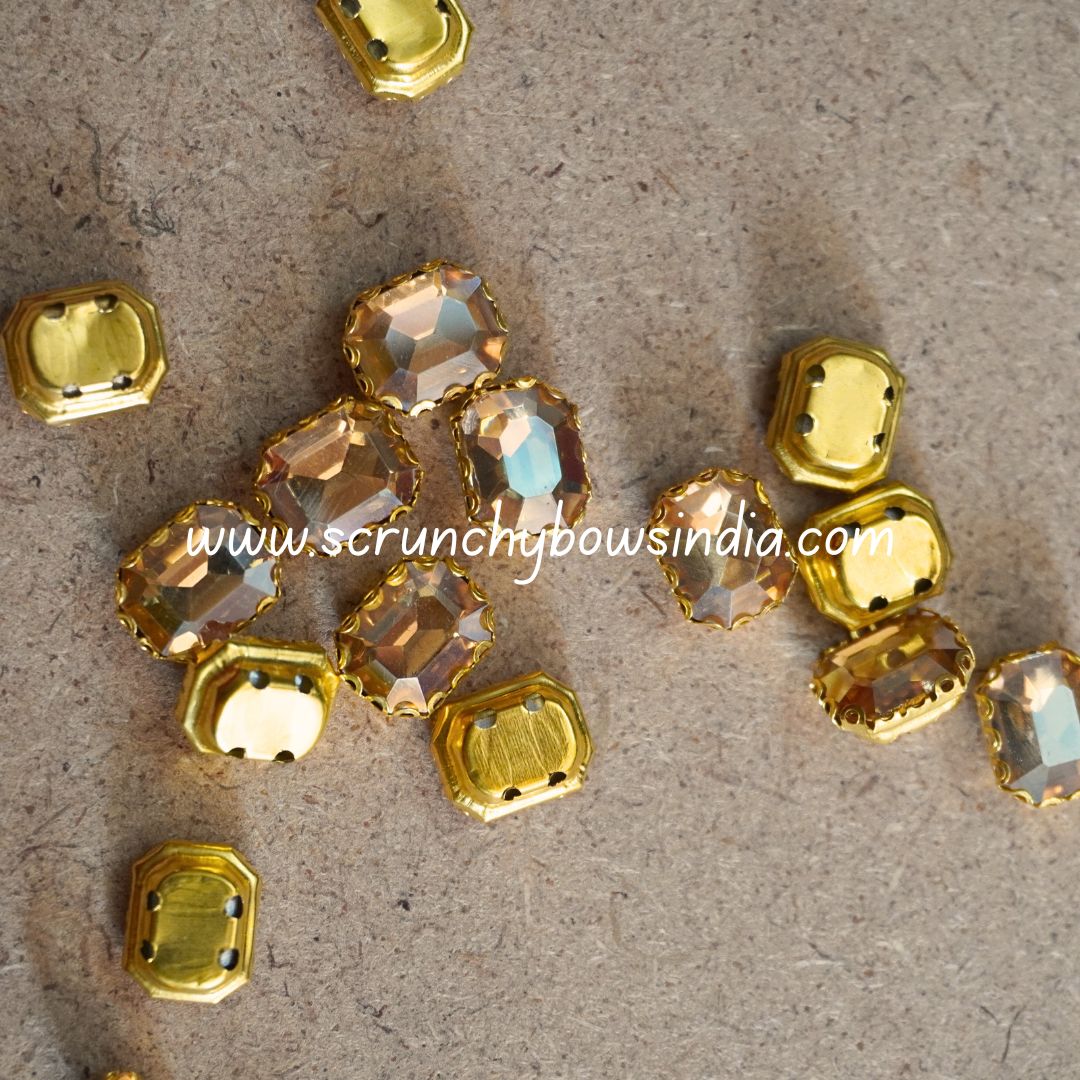 10 x 7 Rectangle Clip Stone - Gold