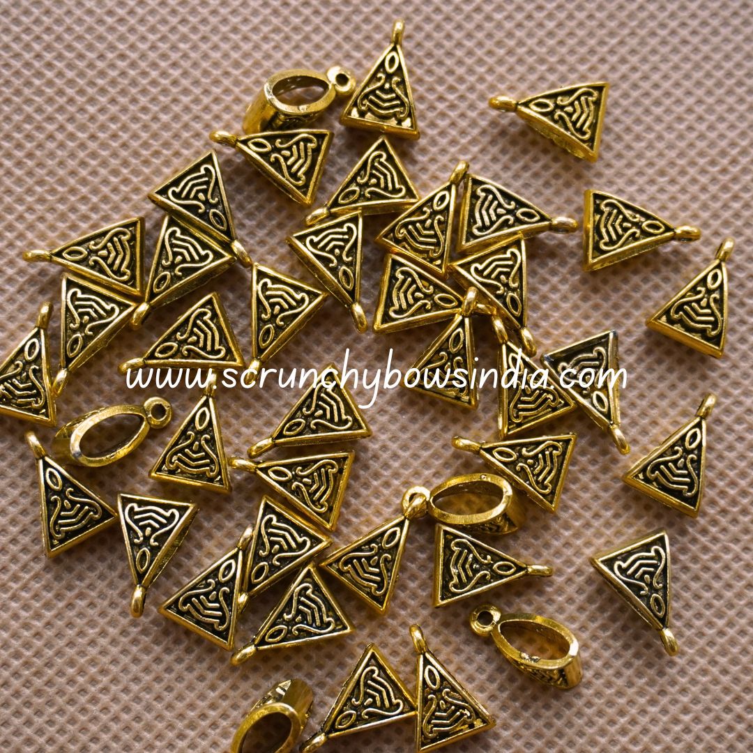 Antique Gold Loop