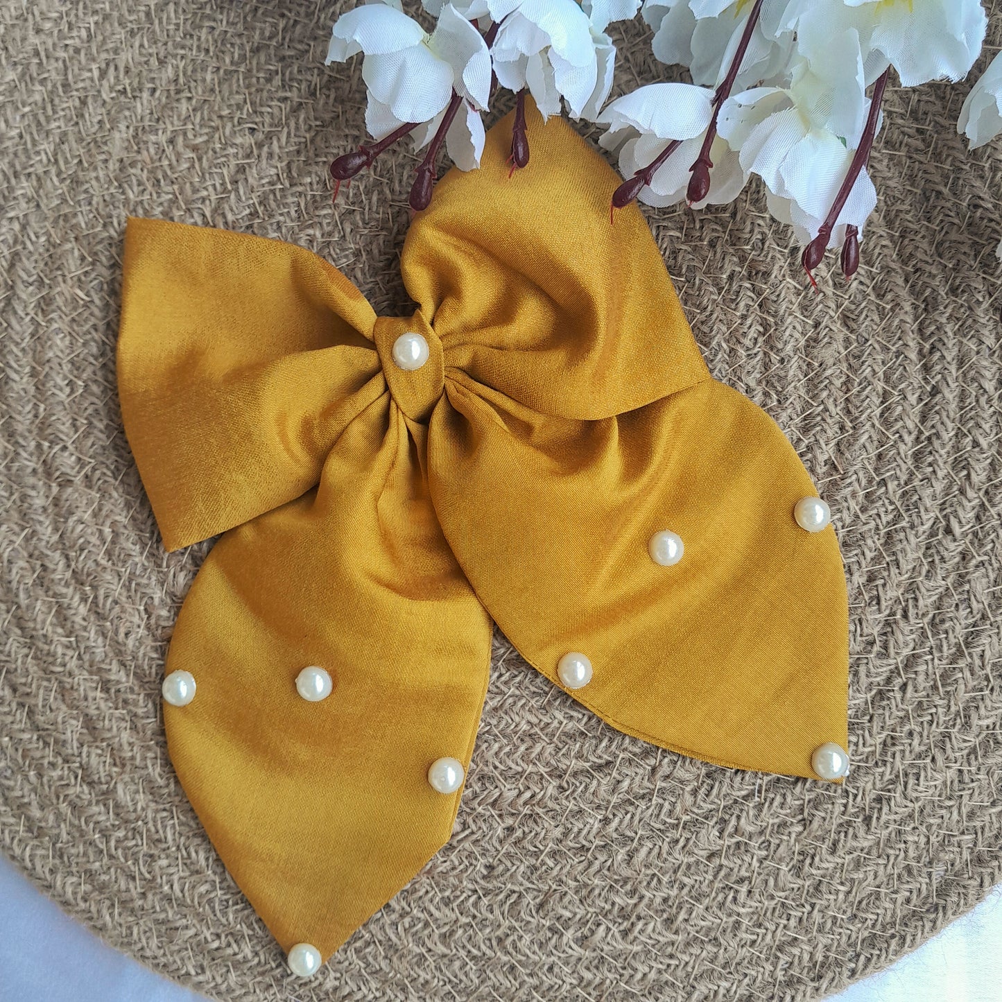 Sweetheart Pearl Bow - Yellow