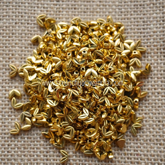 V Leaf Charms - Gold