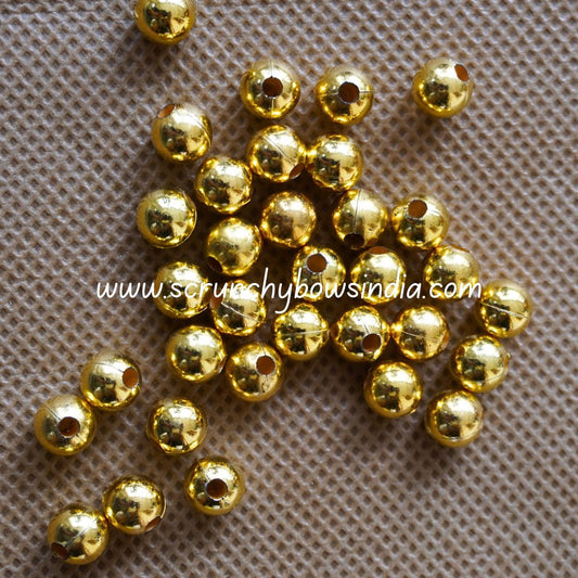 8mm Gold Plastic Beads