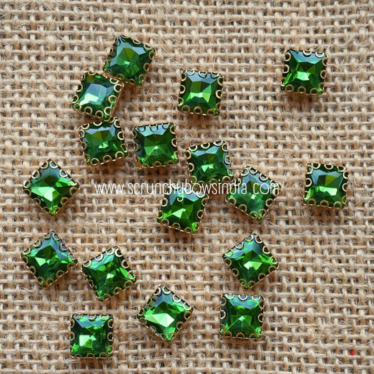 8x8 Square Clip Stone - Green
