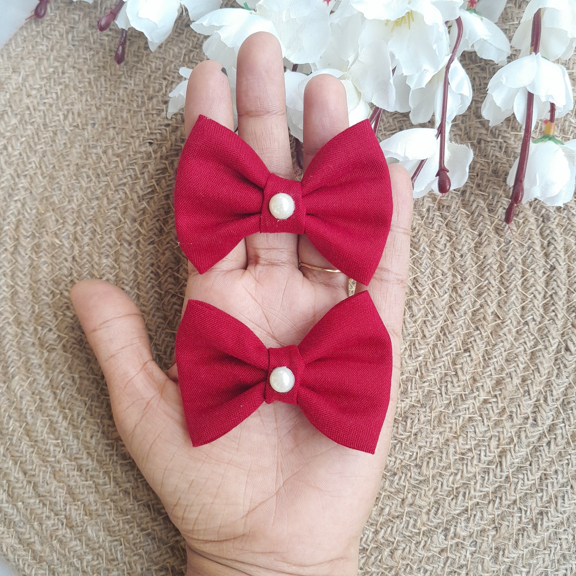 Kids Pearl Clips Set of 2 - Red - Scrunchy Bows