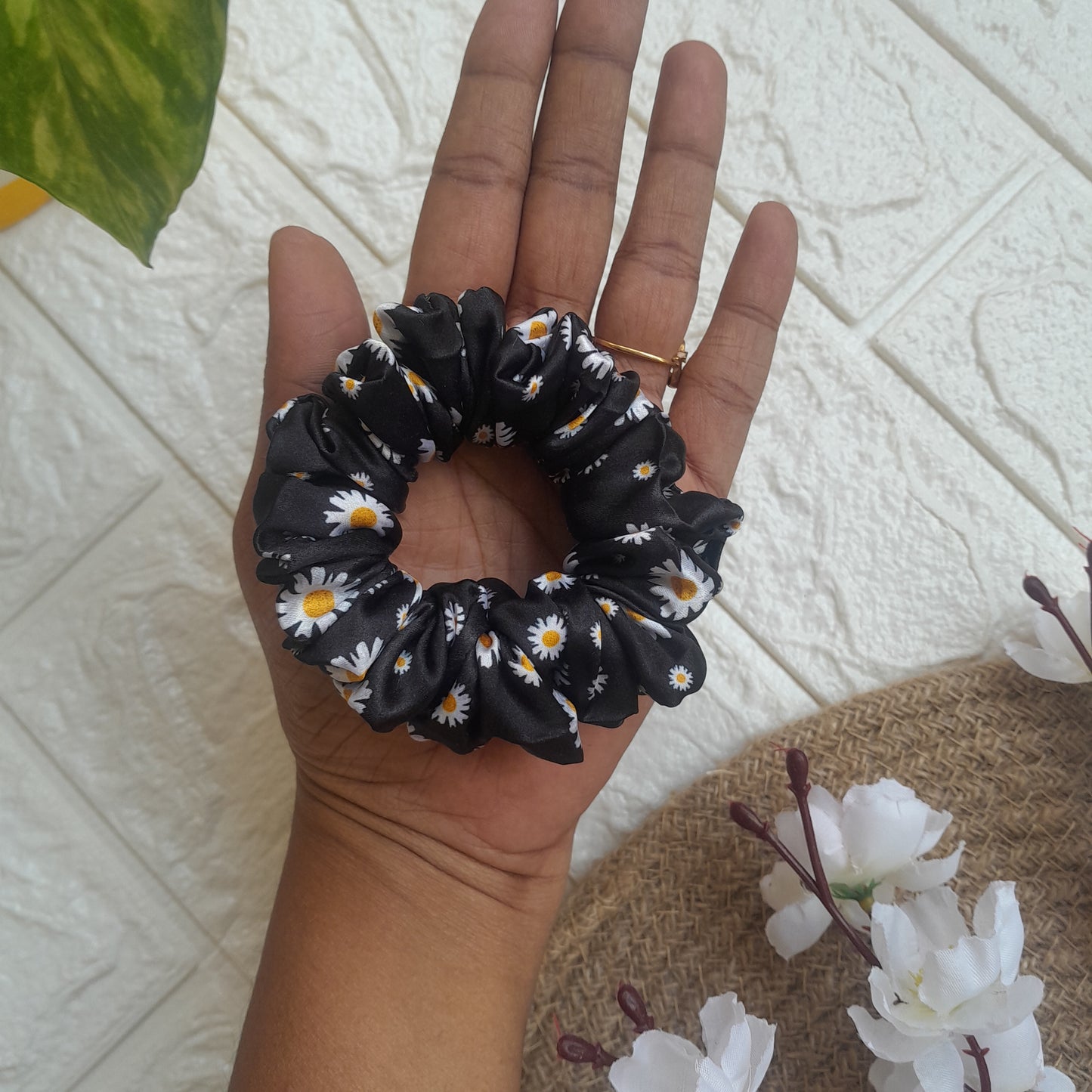 Black Daisy Scrunchie