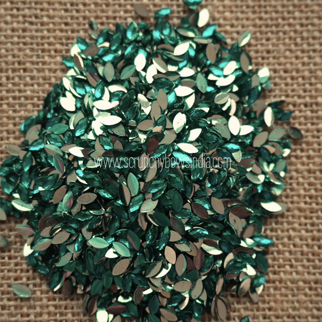 6K Acrylic/Raindrop Kundhans