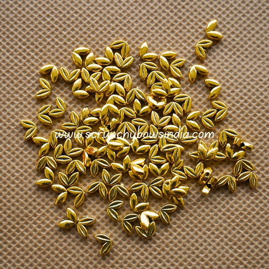 V Leaf Charms - Gold