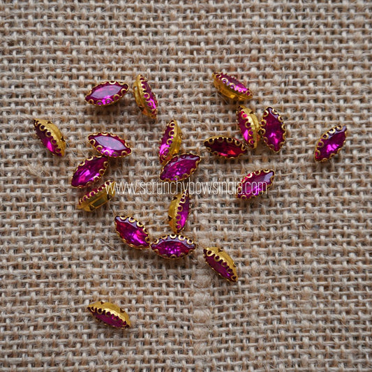 Small Eye Clipstones - Pink