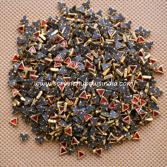 Glass Triangle - Red