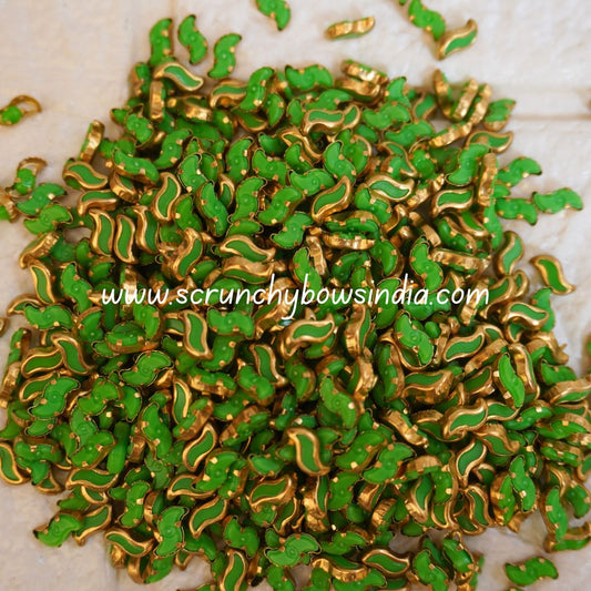 Matt S - Parrot Green